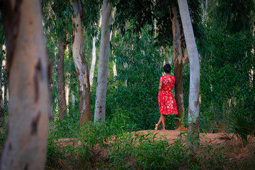 The lonely girl in Red