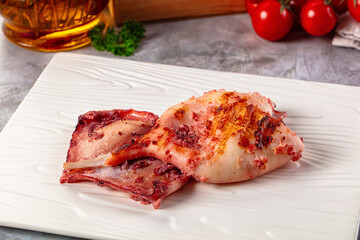 Tasty Grilled calamari for snack