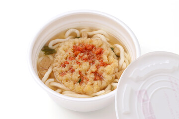 カップのかき揚げうどん