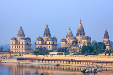 バンデラ王家霊廟チャトリス