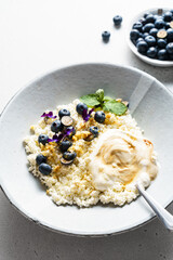 cottage cheese with blueberries and honey