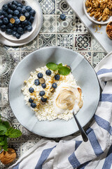 cottage cheese with blueberries and honey