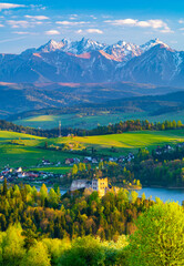 Majestic landscape in the Pieniny National Park at the foot of the Tatra Mountains. Pieniny Park is located on the border of Poland and Slovakia © proslgn