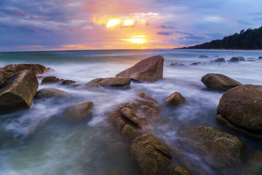 Seascape at Laan Hin Khao (White Rocks), Mae Ram Phung Beach, Rayong