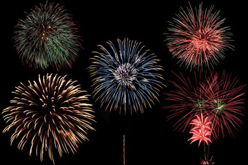 Obraz premium Fireworks on night sky background.