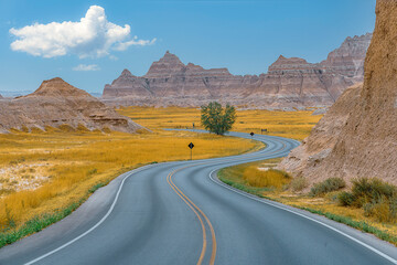 Badlands Serpentine Road