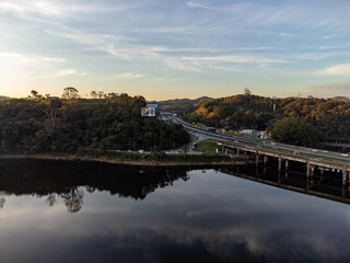 Fototapeta premium Beautiful road connecting São Paulo to Santos, Anchieta highway