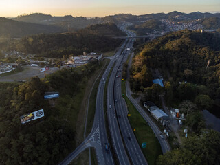 Beautiful road connecting S&atilde;o Paulo to Santos, Anchieta highway