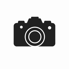 A minimalist black icon of a fried egg. A simple flat graphic illustration representing breakfast food and healthy eating concepts.