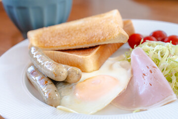 Western breakfast / 洋風朝食セット
