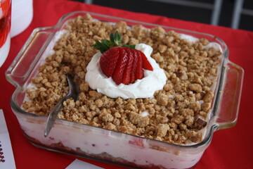 Strawberry dessert