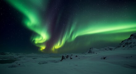 Naklejka premium Vibrant aurora borealis dances across the night sky above a snow-covered landscape, illuminating the scene with green, purple, and yellow hues.