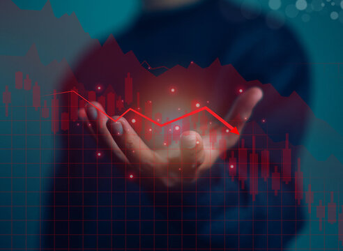  During the global economic crisis, a recession hit Manhattan, causing the stock market to collapse, triggering massive financial losses, and exposing fraud
