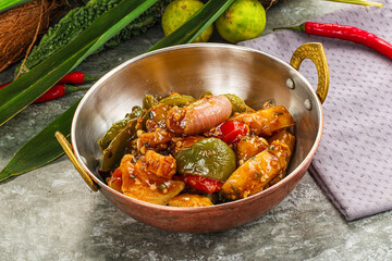 Potato with bell pepper and gravy