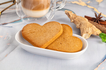Sweet ginger cookies for snack