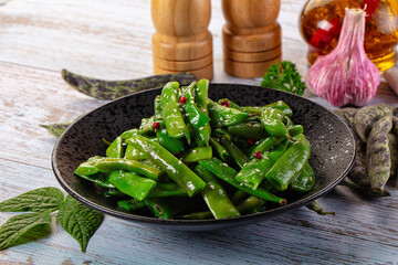 Steamed green bean strings heap