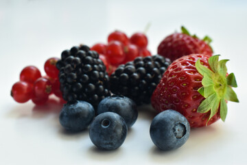 Fresh Summer Berries – Strawberries, Blueberries and Raspberries in Natural Light