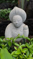 statue of a woman