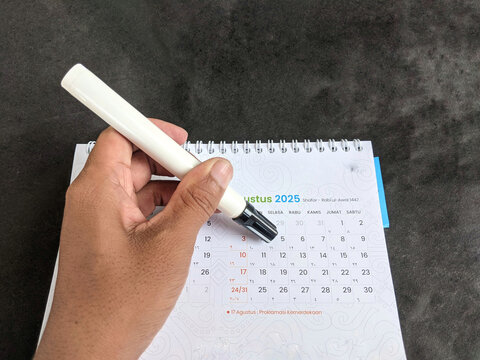 August 5th in the calendar year 2025 is the shot days in a year