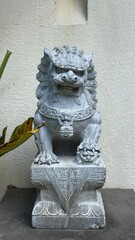 chinese lion statue