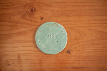 Posavasos arcilla palabras