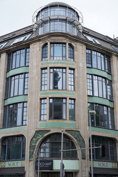 WMF-Haus, Jugendstilbau entworfen von Ludwig Eisenlohr und Carl Weigle f&uuml;r die W&uuml;rttembergische Metallwarenfabrik, Berlin, 24.07.2025