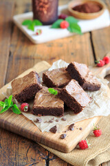 Brownie Kuchen mit Beeren