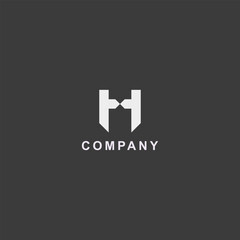 Fototapeta premium Logo monogram letter H in black, ideal for corporate identity, architecture firms