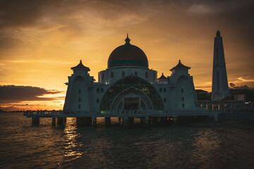 Naklejka premium Floating Mosque on the Strait of Malacca
