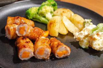 Pork rolls dinner / にんじん肉巻きの夕食
