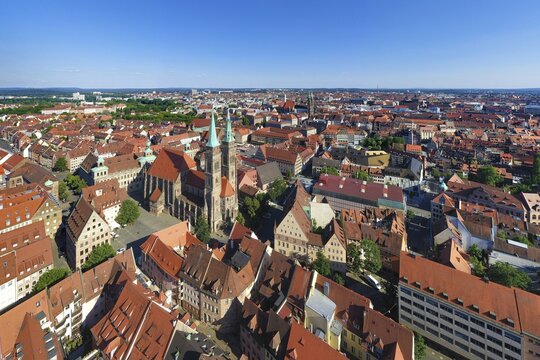 Sebald old town with St. Sebald church or Sebaldus church, Nuremberg, Central Franconia, Franconia, Bavaria, Germany