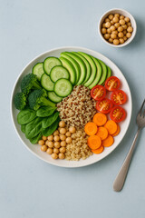 Alimenta&ccedil;&atilde;o saud&aacute;vel (flat lay minimalista)