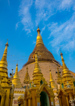 Shwedagon pagoda, Yangon, Myanmar