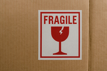 fragile logo