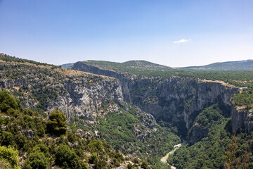 Fototapeta premium Breathtaking views from The Route des Crêtes on the Gorges du Verdon a deep, steep canyon formed by the Verdon River located in the Alpes-de-Haute-Provence region of Southeastern France.