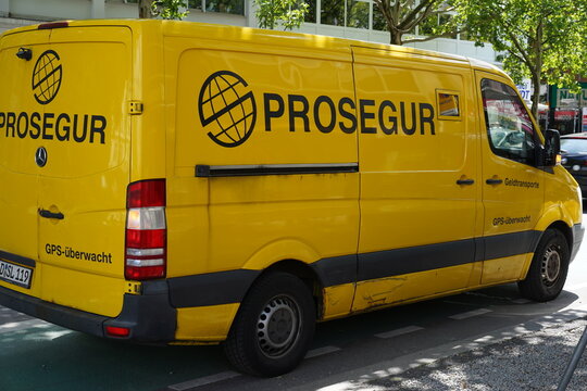 Geldtransporter von Prosegur in Berlin am 30.07.2025