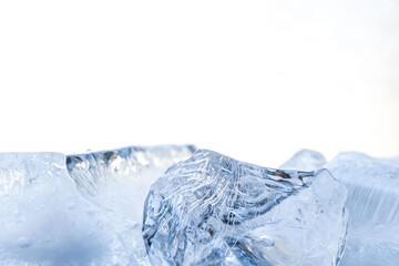 氷の模様のアップを白背景で撮影11