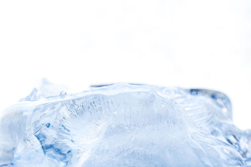 Obraz premium 氷の模様のアップを白背景で撮影16