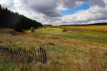 paysage d'Auvergne © Jacky Jeannet