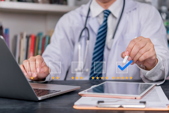 Doctor reviewing online healthcare service quality evaluation results. High review scores indicate customer satisfaction, international medical standards. hospital services.