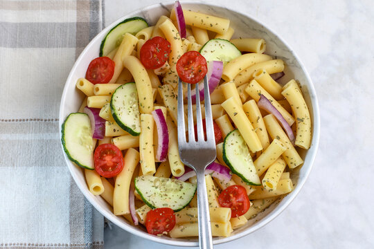 ziti pasta sald