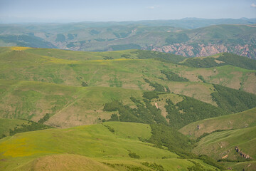 Obraz premium Picturesque landscape of the Kinzhol plateau with hills in the Caucasus