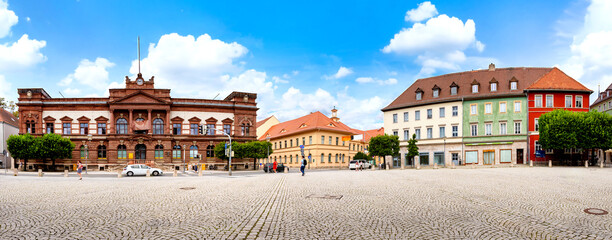Main post office and former press house on Goetheplatz in Weimar. Hauptpostamt und ehemaliges Pressehaus