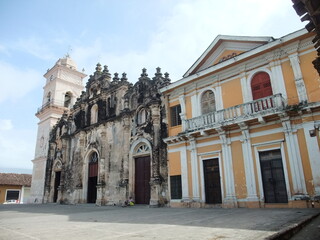 Fototapeta premium Iglesias La Merced Granada Nicaragua. 