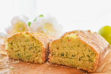 ズッキーニとレモンのパウンドケーキ