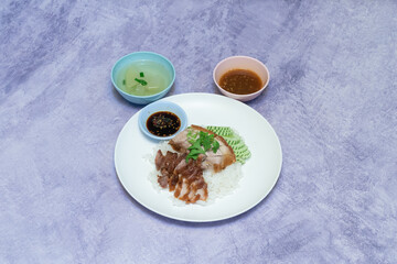 steamed rice topped with chicken