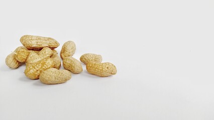Unpeeled peanuts are shaped like the number eight
