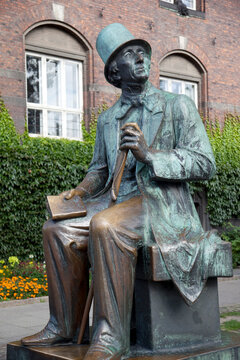 Hans Christian Anderson Monument and City Hall, Copenhagen, Denmark, Scandinavia