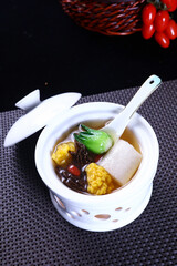 Chinese cuisine, Cantonese cuisine, Yipin Mushroom King Soup