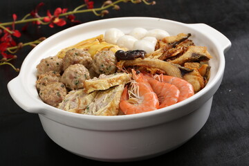 Chinese cuisine, Cantonese cuisine, three fresh clay pots